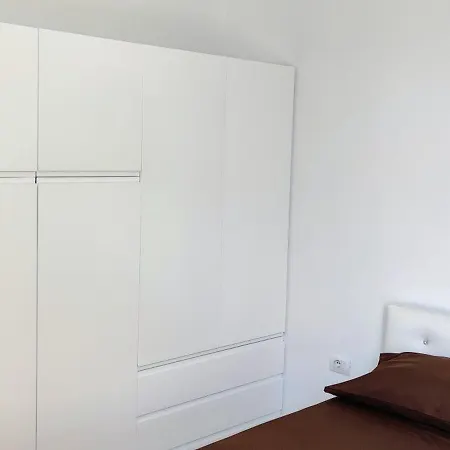 Apartment Pilot 2