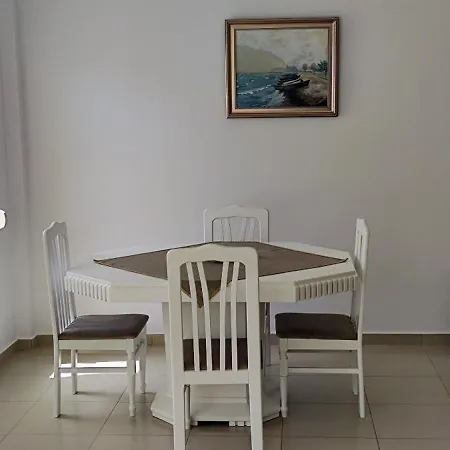 Apartment Pilot 2 Sarandë